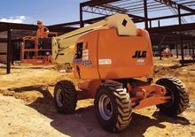 Nacelles à bras articulés sur roues JLG 450A Serie II