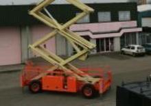 Nacelles ciseaux X su roues Holland-Lift G 320 DL 30 4WD S/N