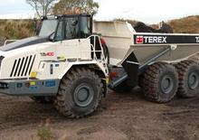 Tombereaux articulés Terex TA 400