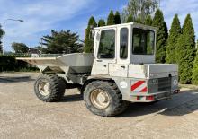 Bennes sur pneus Paus AKD 242
