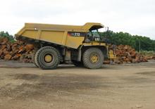 Tombereaux Rigides Caterpillar 772