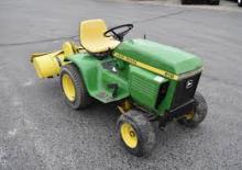 Tondeuses à gazon autoportées et tracteurs de jardin John Deere 212