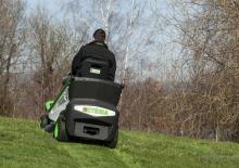 Tondeuses à gazon autoportées et tracteurs de jardin Etesia BAHIA MKM