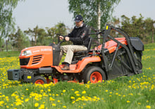 Tondeuses à gazon autoportées et tracteurs de jardin Kubota G26 LD 