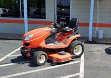 Tondeuses à gazon autoportées et tracteurs de jardin Kubota GX85