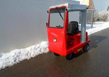 Tracteurs  d'entrepôt PEFRA 712/4