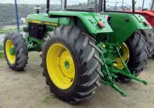 Tracteurs 4WD John Deere 2450