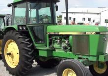Tracteurs 4WD John Deere 2950