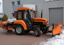 Tracteurs 4WD Pronar 320AMK
