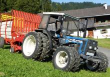 Tracteurs 4WD Ford-NH 3435 A