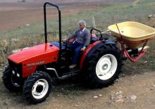 Tracteurs 4WD Valtra 3500 F