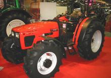 Tracteurs 4WD Valtra 3600 V
