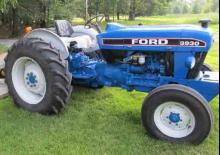 Tracteurs 4WD Ford-NH 3930 A