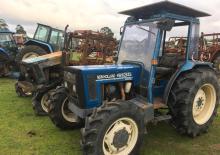 Tracteurs 4WD Ford-NH 4135 A