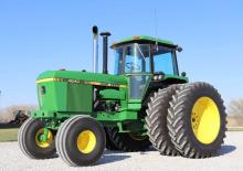 Tracteurs 4WD John Deere 4640