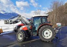 Tracteurs 4WD Steyr 495 Profi 2 EHR