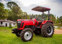 Tracteurs 4WD Mahindra 5050