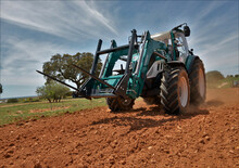 Tracteurs 4WD Arbos 5100