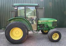 Tracteurs 4WD John Deere 5500 A N