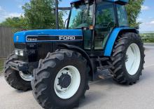 Tracteurs 4WD Ford-NH 7840 SL A Dual