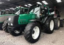 Tracteurs 4WD Valtra 8050 HI
