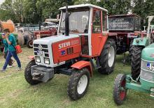 Tracteurs 4WD Steyr 8060