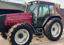 Tracteurs 4WD Valtra 8150 HI