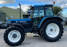Tracteurs 4WD New Holland 8340