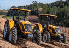 Tracteurs 4WD Valtra A52s