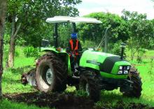 Tracteurs 4WD DEUTZ-FAHR Agrolux 4.80