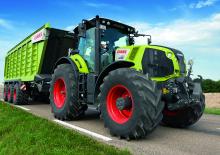 Tracteurs 4WD Claas Axion 830