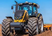 Tracteurs 4WD Valtra BH174
