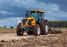 Tracteurs 4WD Valtra BM110