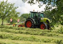 Tracteurs 4WD Claas Elios 220