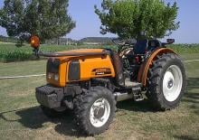 Tracteurs 4WD Renault Fructus 120 - 4