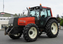 Tracteurs 4WD Valtra Mega 8050