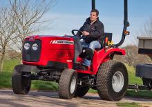Tracteurs 4WD Massey Ferguson MF 1532 MA