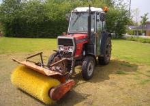 Tracteurs 4WD Massey Ferguson MF 354 AS