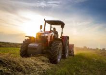 Tracteurs 4WD Massey Ferguson MF 5709ES