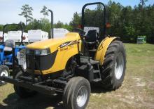 Tracteurs 4WD Challenger MT345B