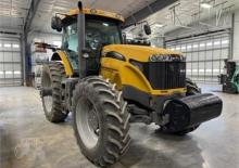 Tracteurs 4WD Challenger MT675C