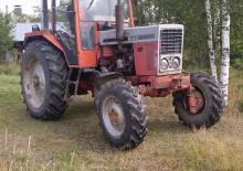 Tracteurs 4WD Belarus MTZ-525