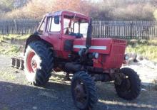 Tracteurs 4WD Belarus MTZ-82
