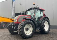 Tracteurs 4WD Valtra N 121 HI