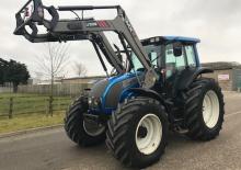 Tracteurs 4WD Valtra N 141 HI
