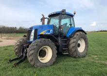 Tracteurs 4WD New Holland T 8040 (100)