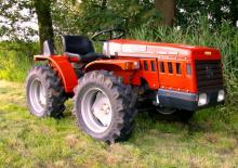 Tracteurs 4WD Carraro Tigre 2500 A