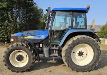 Tracteurs 4WD New Holland TM 140 (301)