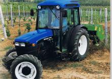 Tracteurs 4WD New Holland TN 70 NA (700)