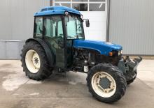 Tracteurs 4WD Ford-NH TN 90 F (Dual)